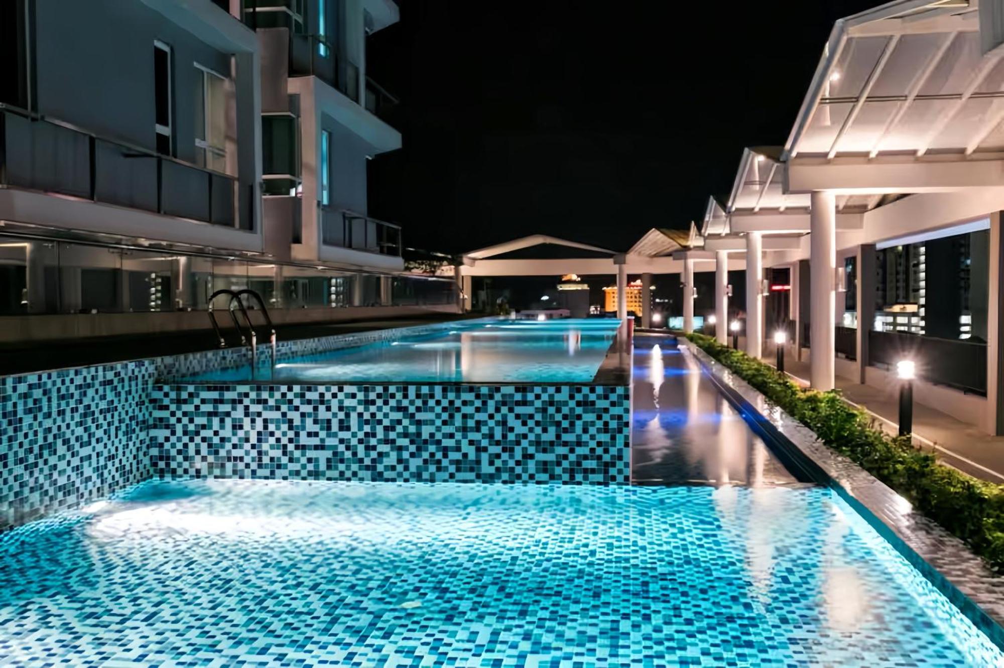 The Octagon Ipoh Apartment Екстериор снимка